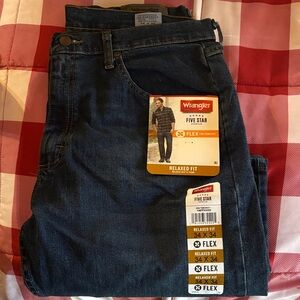 Wrangler Men's Relaxed Fit Jeans - Deep Indigo